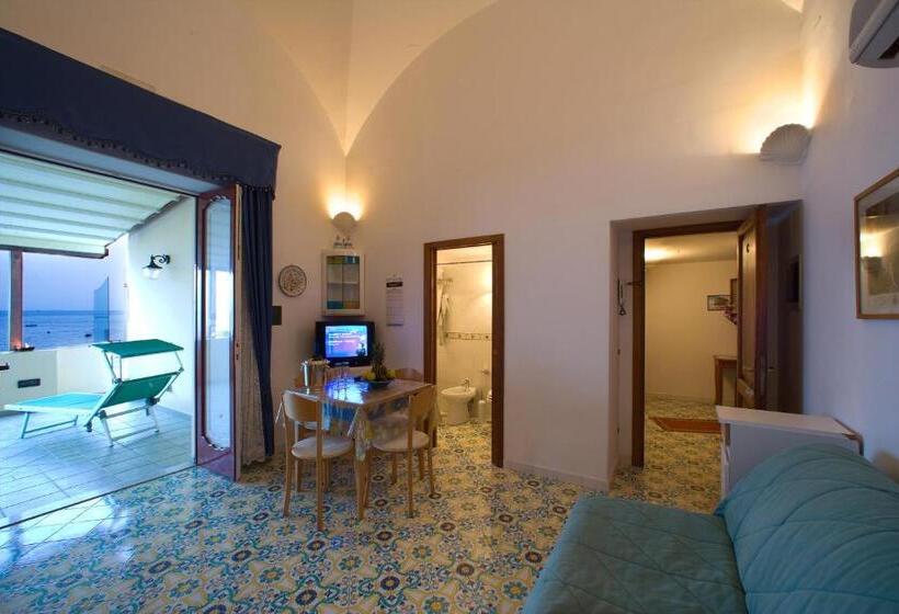 Апартаменты 1 Спальня Вид на Море, La Caravella Di Positano   Relais & Beach