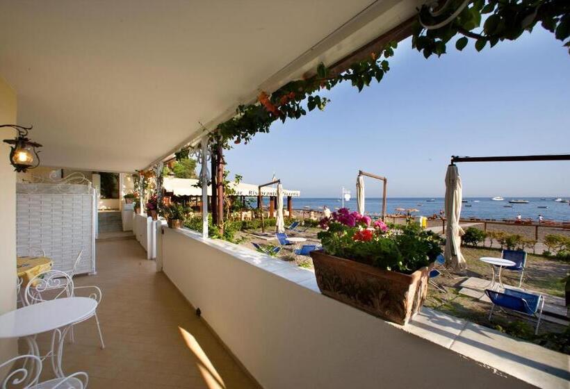 Апартаменты 2 Спальни Вид на Море, La Caravella Di Positano   Relais & Beach