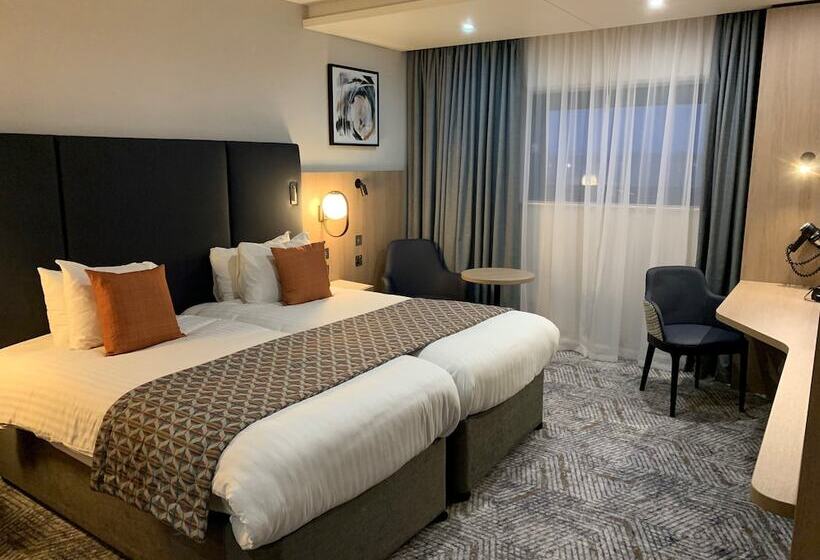 Номер Стандарт, Crowne Plaza Reading East