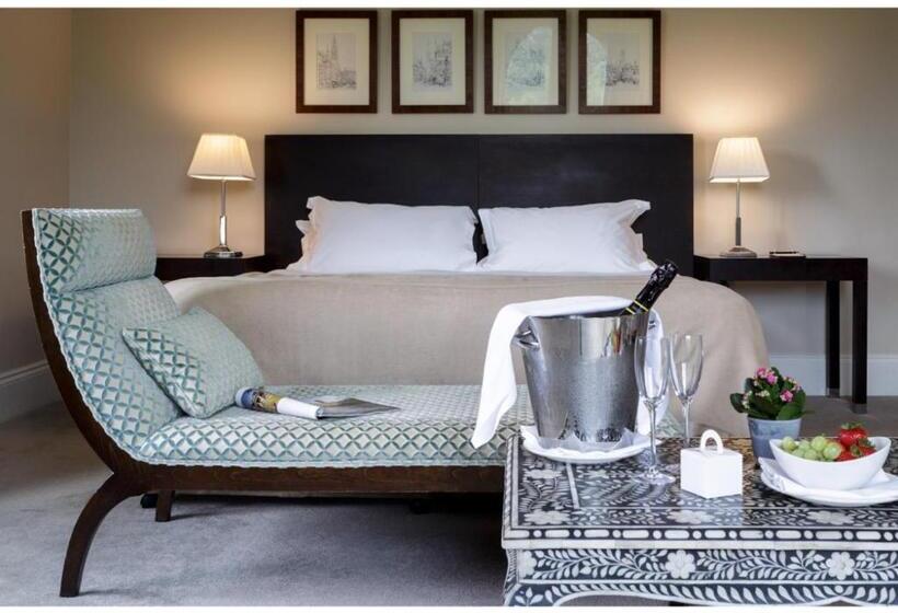 سوییت با چشم‌انداز باغ, Bowood Hotel, Spa, And Golf Resort