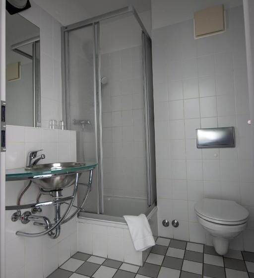 Номер Стандарт Индивидуальный, Check Inn Hotel Merseburg