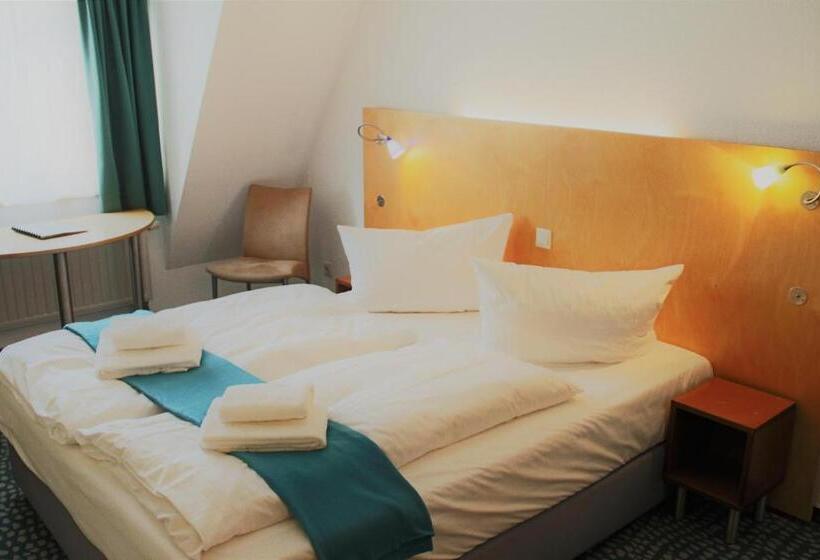 Номер Стандарт, Check Inn Hotel Merseburg