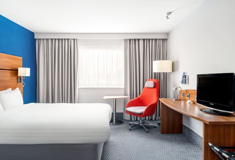 Номер Стандарт, Holiday Inn Express Braintree, An Ihg