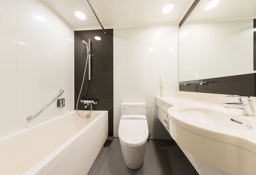 Номер Deluxe, Metropolitan Tokyo Marunouchi