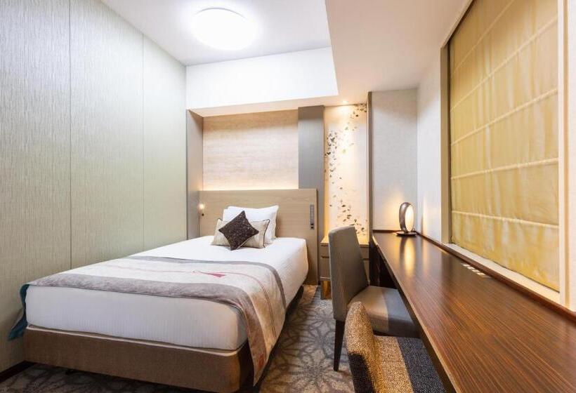 Номер Стандарт Вид на Сад, Metropolitan Tokyo Marunouchi