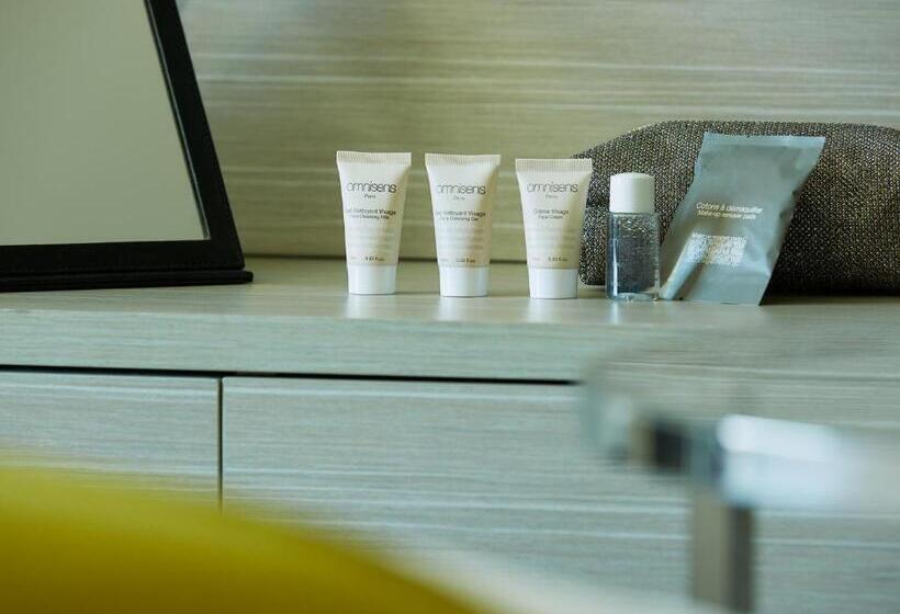 Номер Deluxe Кровать Кинг, Mitsui Garden Hotel Ginza Premier