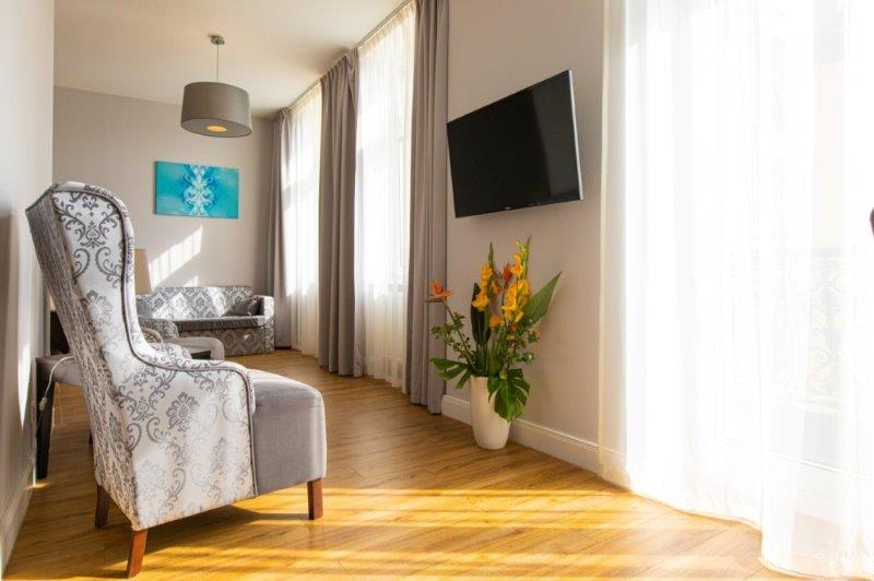 Четырехместный Номер Стандарт, Rheinischer Hof Bad Soden