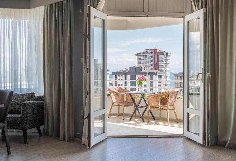 Апартаменты 3 Спальни, The Marmara Suadiye Residence