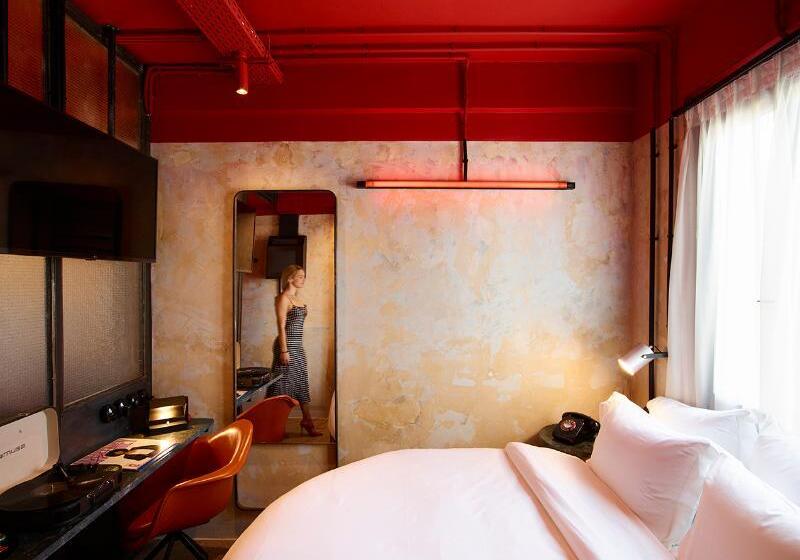 Номер Стандарт, Dave Red Athens, A Member Of Brown Hotels