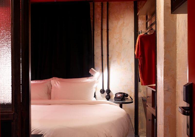Номер Стандарт, Dave Red Athens, A Member Of Brown Hotels