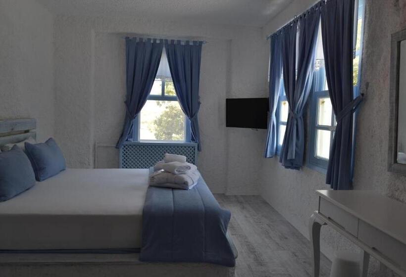 四人标准间, Thea Butik Hotel & Restaurant