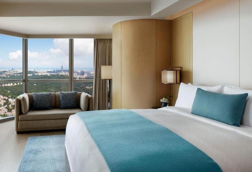 Номер Deluxe Кровать Кинг Вид на Город, The St. Regis Qingdao