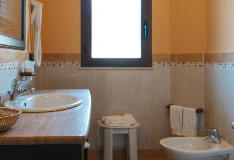 스탠다드 트리플 룸, Park Hotel Bellavista