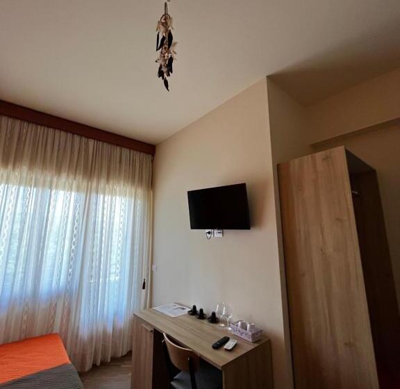 Camera Tripla Standard, All’anoneto B&b