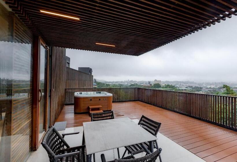 Президентский Люкс, Radisson Resort And Spa Lonavala