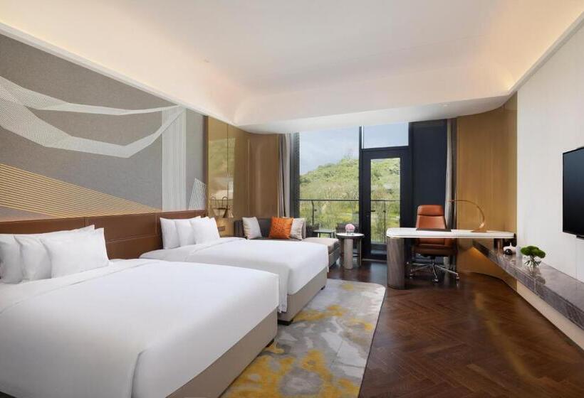 Номер Executive, Radisson Collection Resort, Nanjing