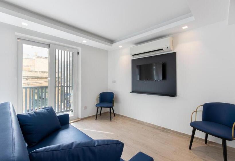 اتاق استاندارد با تخت بزرگ برای معلولان, The G Hotel By Jl