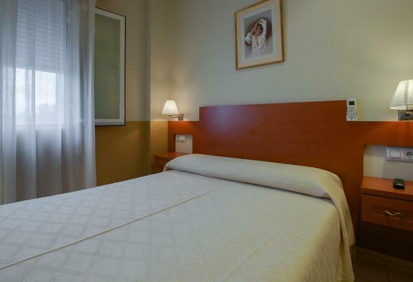 Номер Стандарт Индивидуальный, Hostal Forum
