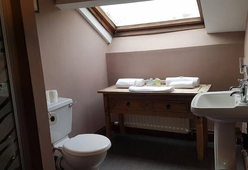 StandaardKamer, Forresters Bar & French Restaurant With Rooms