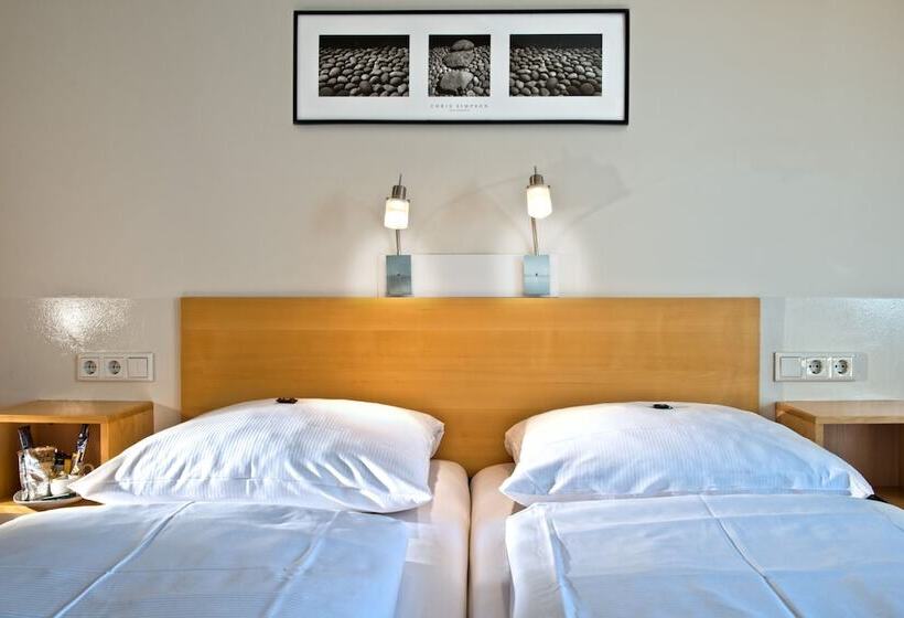 Номер Superior, Town Hotel Wiesbaden   Kleines Privathotel In Bestlage