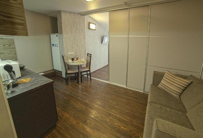 استودیو کامفورت, Apart Hotel Kvartira 1