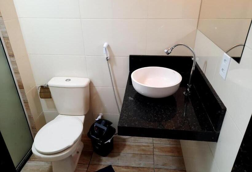 غرفة عائلية, Alice Suites