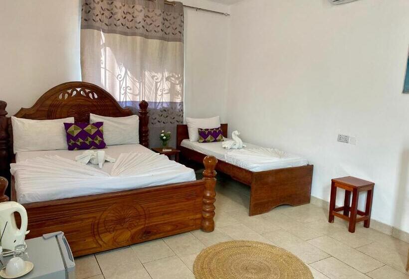 Номер Стандарт, Cezere The Palm