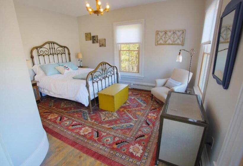 Номер Deluxe, Mill Pond Inn