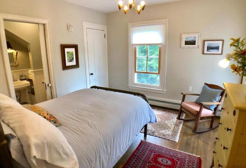 Номер Deluxe, Mill Pond Inn