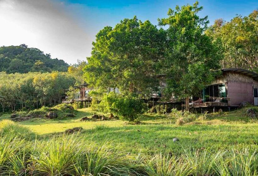 Бунгало Стандарт, Hidden Beach Resort