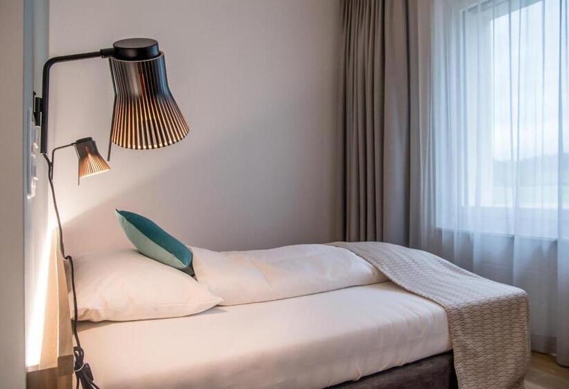 استودیوی استاندارد, Aparthotel Luzern West