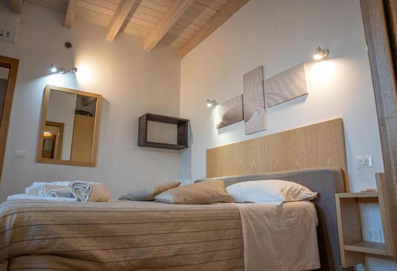 Номер Стандарт, B&b Alle Calende Greche