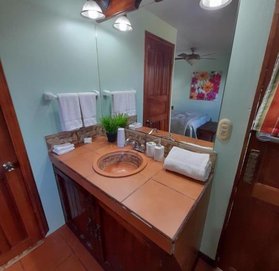 标准房带园景, Casa Costa Rica Boutique B&b