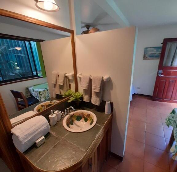 标准房带园景, Casa Costa Rica Boutique B&b