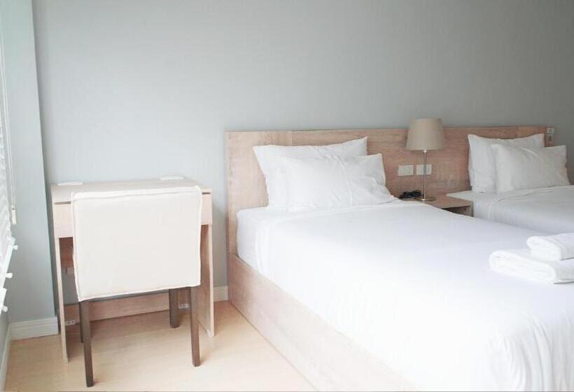 Номер Стандарт, The White Garden Premier Saraburi