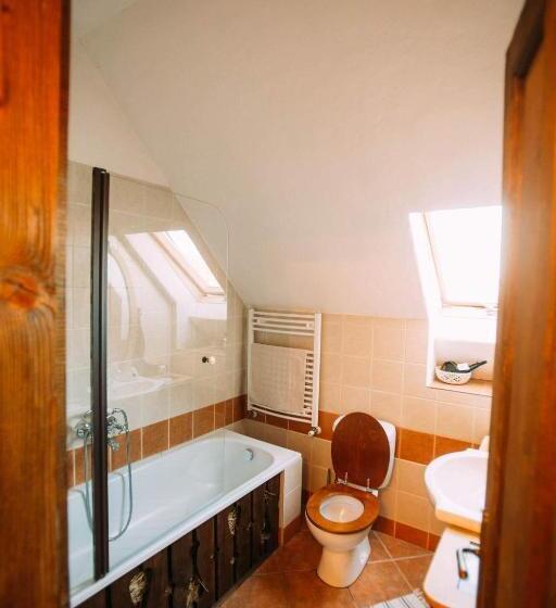 Номер Стандарт, Barn Guesthouse / Csűr Vendégház