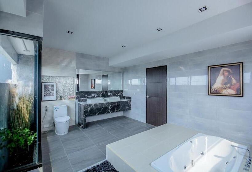 Family Suite, The Living Hotel Samutprakan