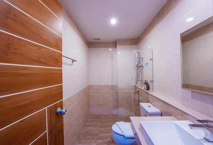 Номер Deluxe с Балконом, The Living Hotel Samutprakan