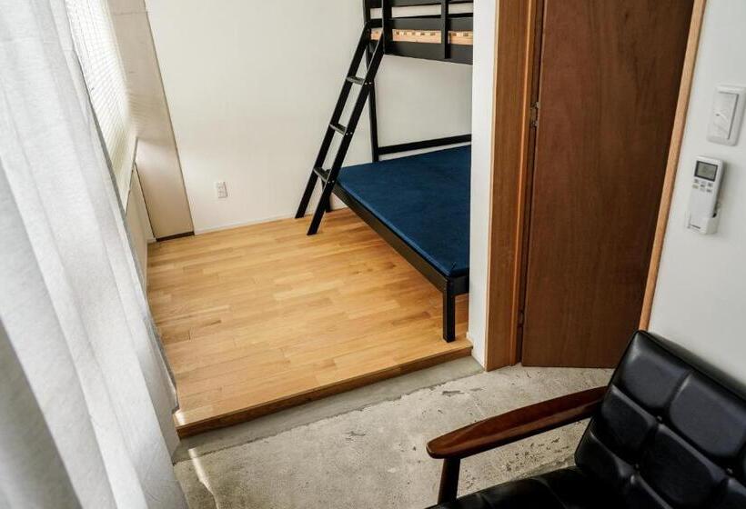 Семейный Номер, Arashima Hostel
