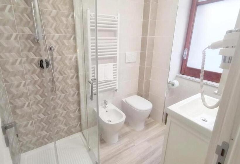Номер Стандарт, B&b I Pini