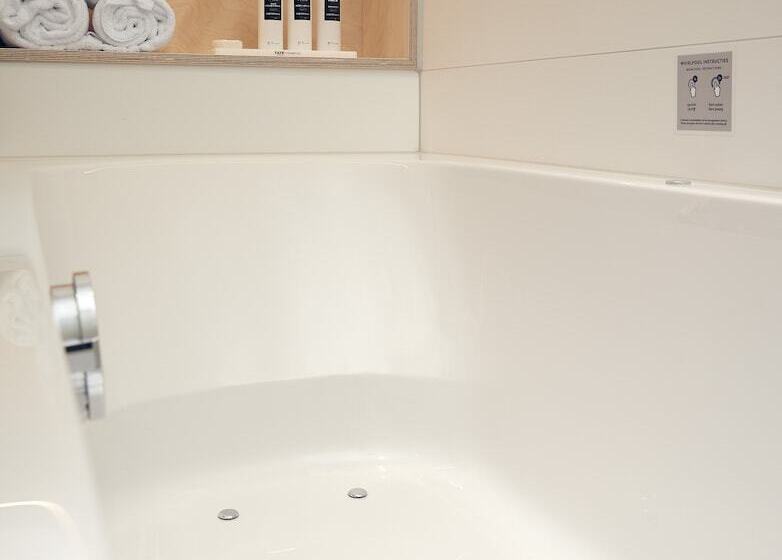 Номер Комфорт, Westcord Hotel Delft