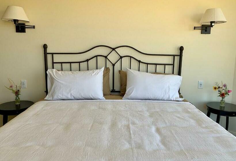 Стандартный Номер Кровать Кинг, Annie S Place Bed & Breakfast