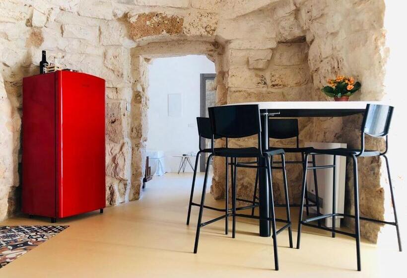 Люкс Deluxe Кровать Кинг, Augusta Trulli Resort