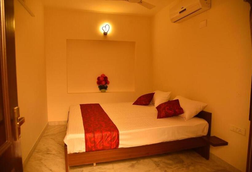 Номер Deluxe, Home Stay @ Kommiya Inn