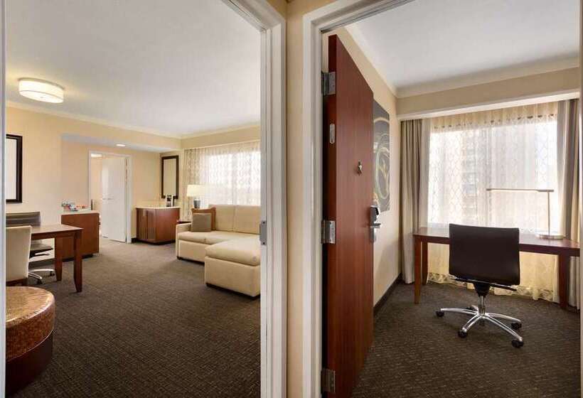 Lakosztály, Embassy Suites By Hilton Nashville At Vanderbilt
