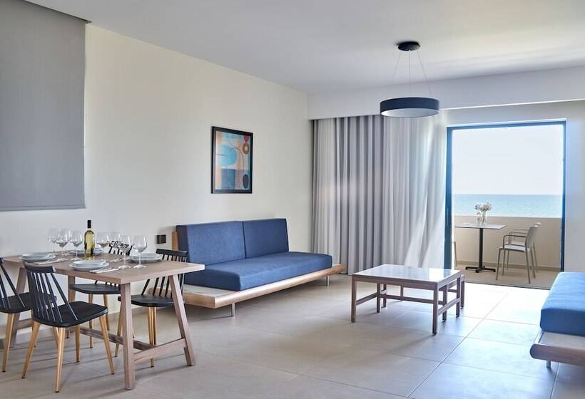 Номер Superior Вид на Море, Silver Beach Hotel & Apartments