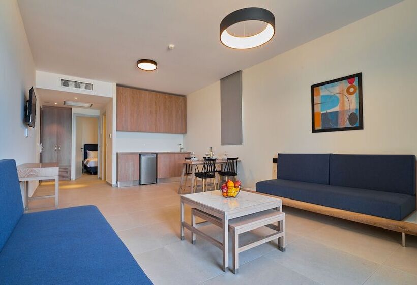 Family Suite, Silver Beach Hotel & Apartments