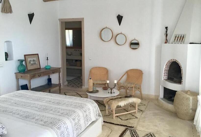 Номер Стандарт Вид на Бассейн, Dar Alya Essaouira Maison Et Table D Hôtes