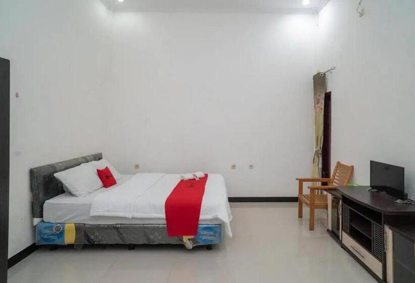اتاق اکونومی, Reddoorz Syariah Near Syamsudin Noor Airport 4