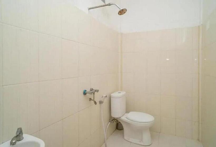 اتاق اکونومی, Reddoorz Syariah Near Syamsudin Noor Airport 4